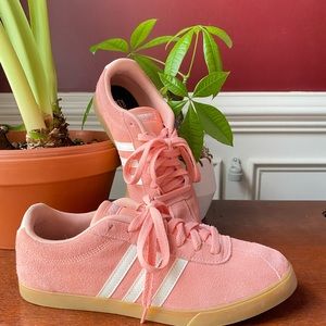 Adidas Shoes / Pink / Women’s / Size 9